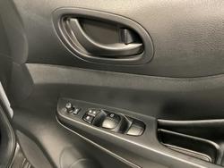 2022 Nissan
Navara PRO-4X Warrior