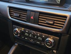 2015 Mazda
CX-5 Maxx Sport