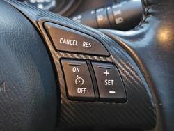 2015 Mazda
CX-5 Maxx Sport