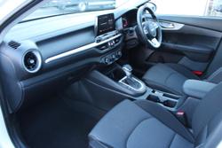 2024 Kia
Cerato S