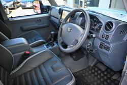 2022 Toyota
                Landcruiser GXL