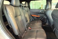 2022 Mitsubishi
Outlander PHEV Exceed Tourer