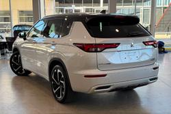 2022 Mitsubishi
Outlander PHEV Exceed Tourer