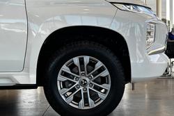 2020 Mitsubishi
                Pajero Sport GLX