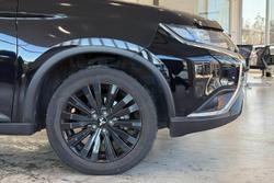 2019 Mitsubishi
Outlander Black Edition