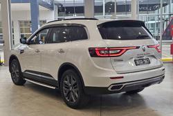 2020 Renault
                Koleos Black Edition