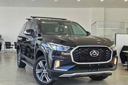 2022 LDV
                D90 Executive