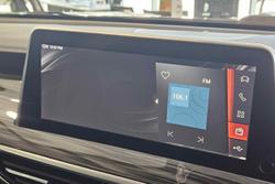 2022 LDV
                D90 Executive