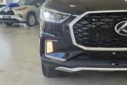 2022 LDV
                D90 Executive