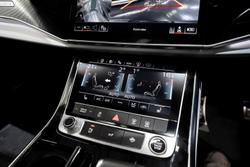 2023 Audi
Q7 55 TFSI S line