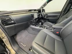 2024 Toyota
Hilux Rogue 48V