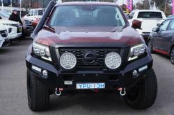 2021 Nissan
Navara ST