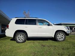 2017 Toyota Landcruiser VX VDJ200R 4X4 Dual Range Crystal Pearl