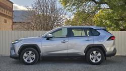 2022 Toyota
RAV4 GX