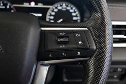 2024 Mitsubishi
                Outlander ES