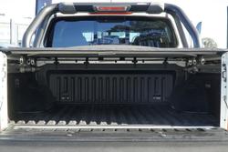 2019 Nissan
Navara N-TREK