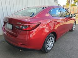 2016 Mazda
2 Neo