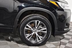 2017 Toyota
Kluger GX