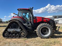2022 CASE IH Magnum 340 Red