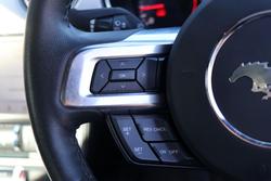 2017 Ford
Mustang