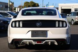 2017 Ford
Mustang
