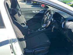 2021 KIA
                CERATO S