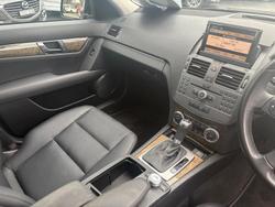 2009 Mercedes-Benz
C-Class C200 Kompressor Avantgarde