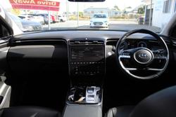 2022 Hyundai
                Tucson Highlander