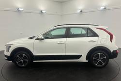 2022 Kia
Niro Hybrid S