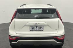 2022 Kia
Niro Hybrid S