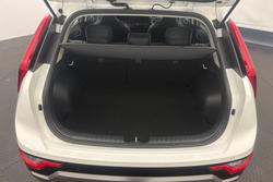2022 Kia
Niro Hybrid S