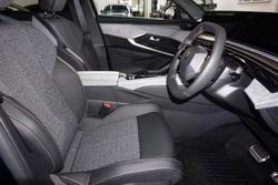 2025 Peugeot
3008 Allure Hybrid