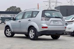2008 Mitsubishi
Outlander LS