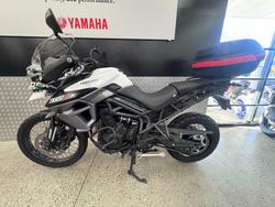 2016 Triumph TIGER 800 XRX WHITE