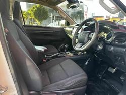 2019 Toyota
Hilux SR