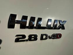 2019 Toyota
Hilux SR
