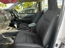 2019 Toyota
Hilux SR