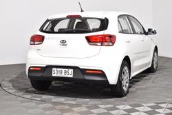 2017 Kia
                Rio S