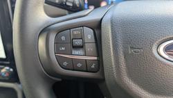 2024 Ford
Everest Ambiente
