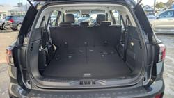 2024 Ford
Everest Ambiente