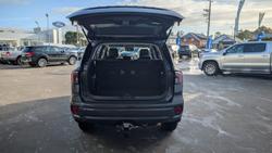 2024 Ford
Everest Ambiente