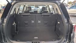 2024 Ford
Everest Ambiente