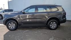 2024 Ford
Everest Ambiente