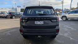 2024 Ford
Everest Ambiente