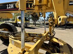 2003 CATERPILLAR
                12H Grader 