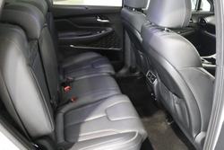 2022 Hyundai
Santa Fe Highlander