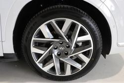 2022 Hyundai
Santa Fe Highlander