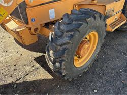 2005 CASE
                590 Super R-4Ps Backhoe 