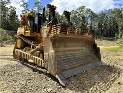 2005 Caterpillar
                D10t Bulldozer 