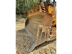 2005 Caterpillar
                D10t Bulldozer 